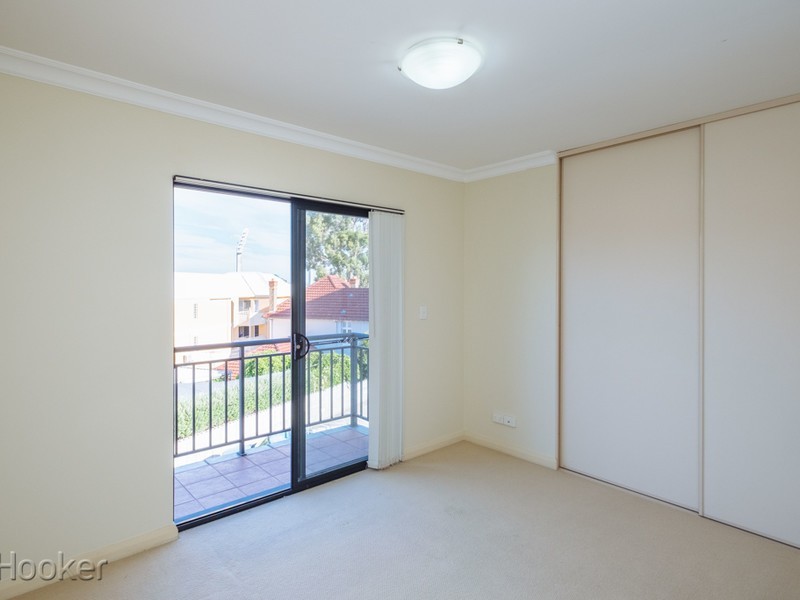27/7 Bronte Street, East Perth WA 6004