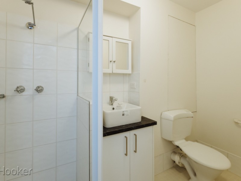 2 J/59 Tenth Avenue, Inglewood WA 6052