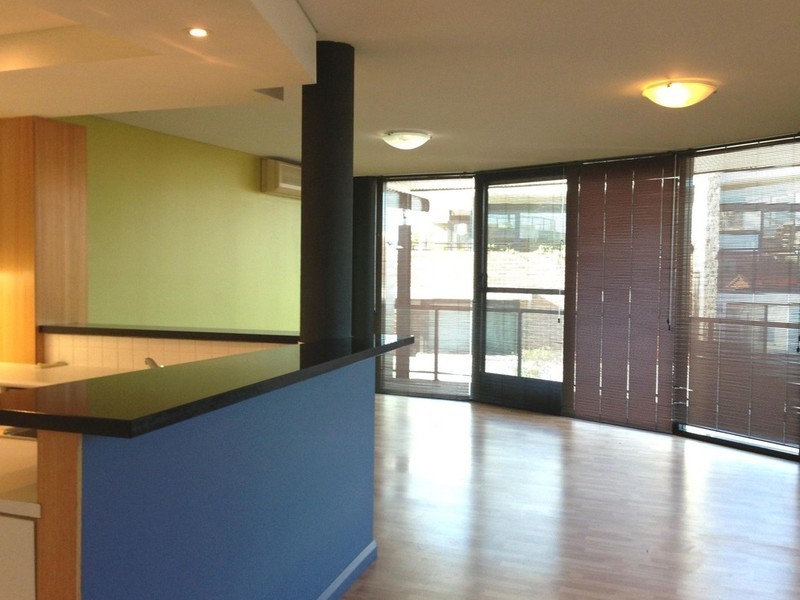 10/10 Eastbrook Terrace, East Perth WA 6004