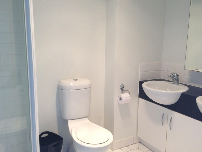 10/10 Eastbrook Terrace, East Perth WA 6004