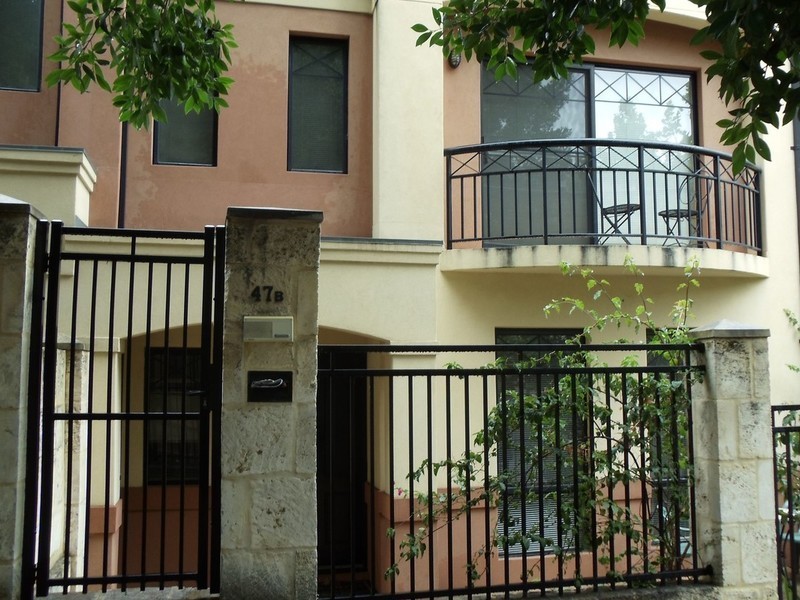 47B Trafalgar Road, East Perth WA 6004