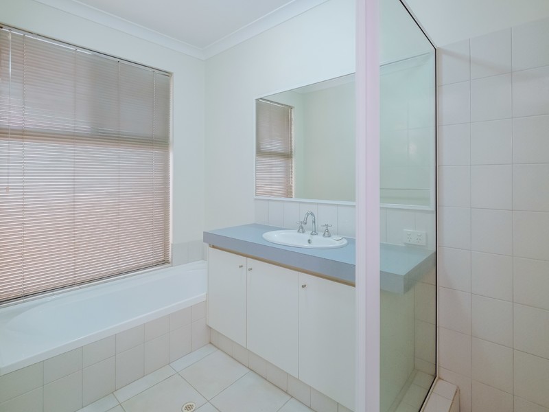 2/20 Shaw Road, Dianella WA 6059