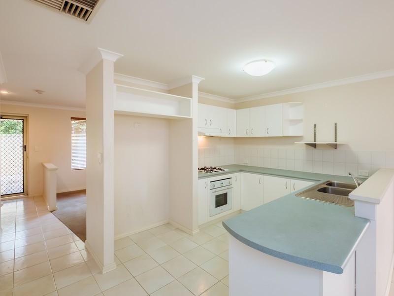 2/20 Shaw Road, Dianella WA 6059