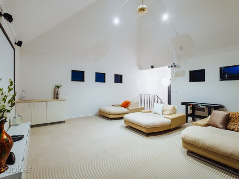 53 Joel Terrace, East Perth WA 6004