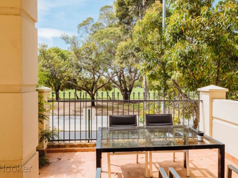 5/125 Wellington Street, East Perth WA 6004