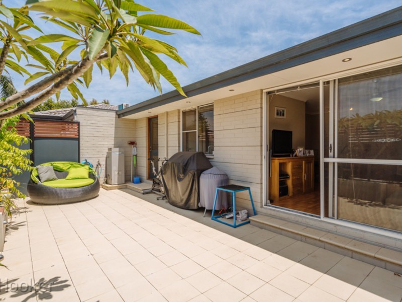 2/96 Green Street, Joondanna WA 6060