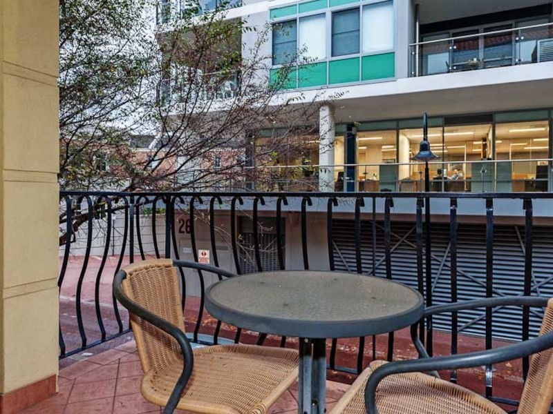 3/27 Eastbrook Terrace, East Perth WA 6004