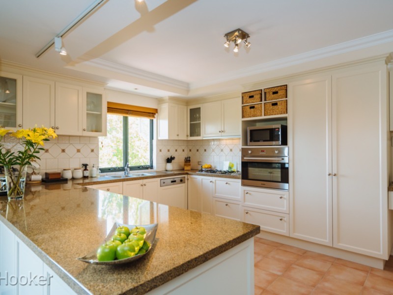 9/35 Haig Park Circle, East Perth WA 6004