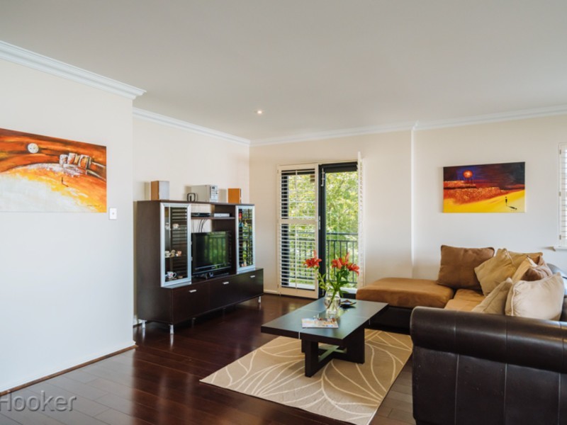 9/35 Haig Park Circle, East Perth WA 6004