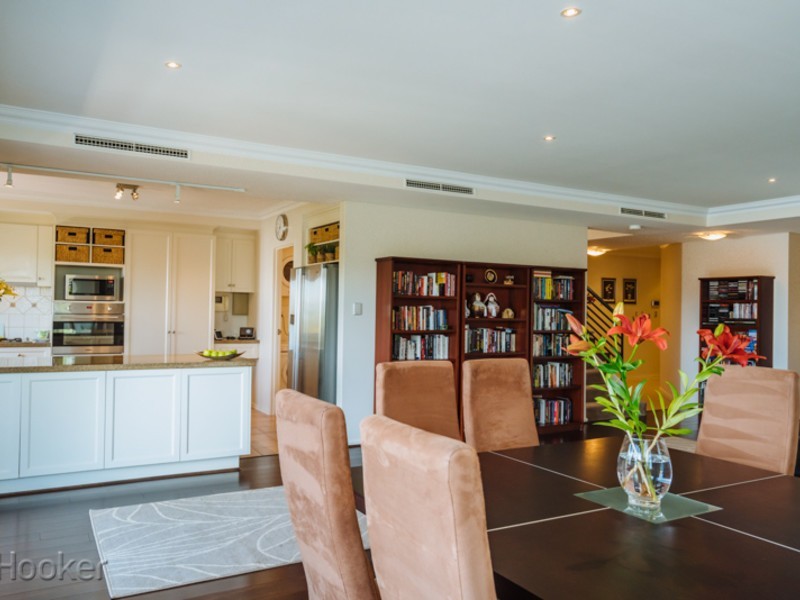 9/35 Haig Park Circle, East Perth WA 6004