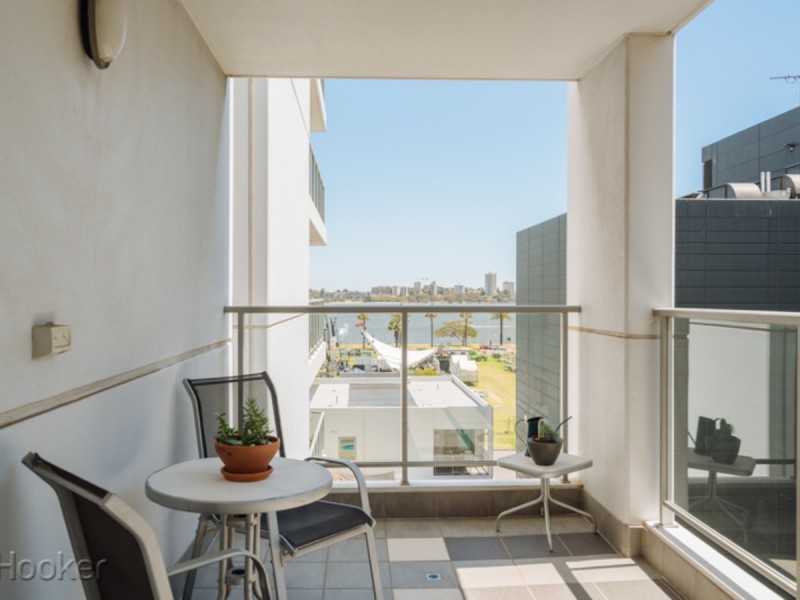 83/132 Terrace Road, Perth WA 6000