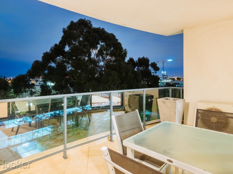 42/34 Kings Park Road, West Perth WA 6005