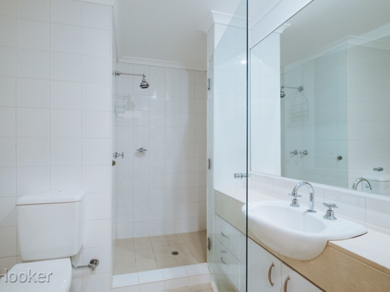 42/34 Kings Park Road, West Perth WA 6005