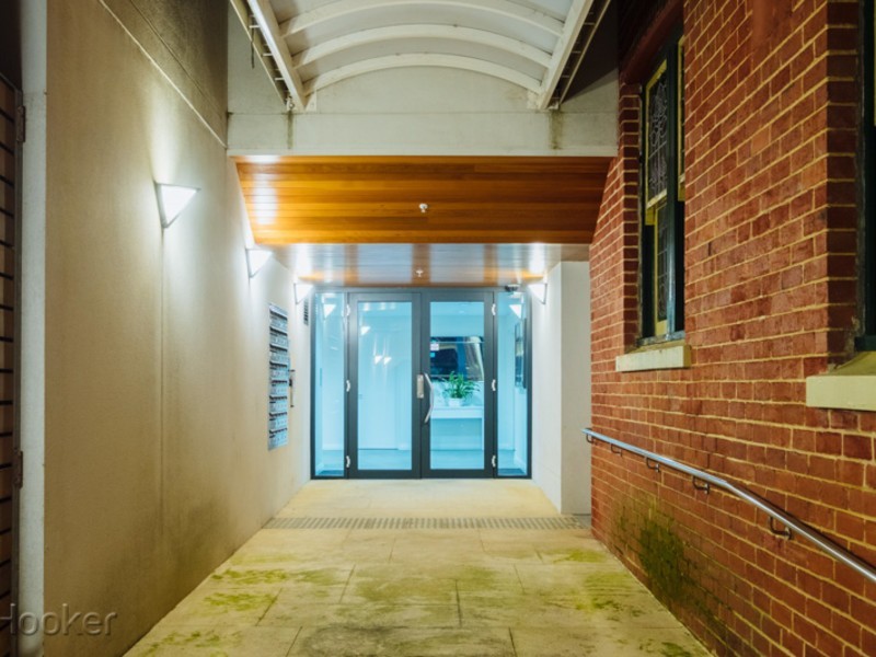 42/34 Kings Park Road, West Perth WA 6005