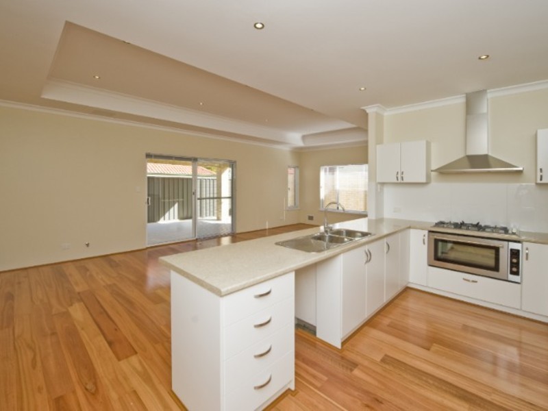 81B Moulden Avenue, Yokine WA 6060