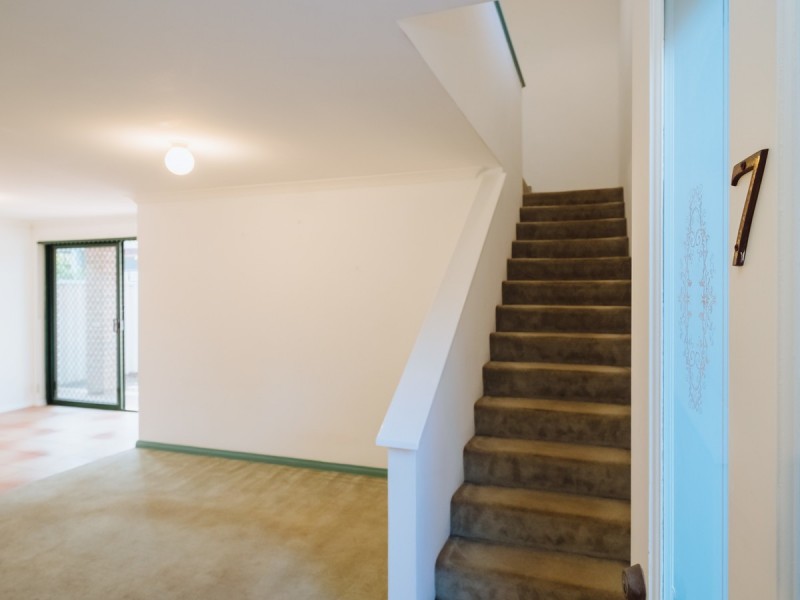 7/18 Watson Place, Maylands WA 6051