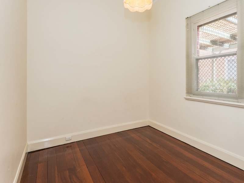 211 Ninth Avenue, Inglewood WA 6052