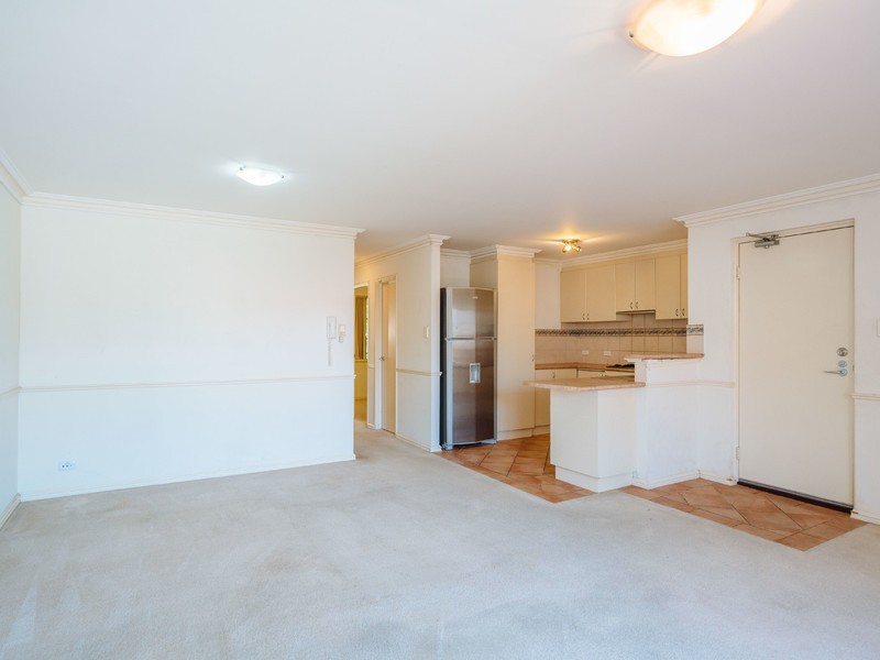 54/30 Bishops Row, East Perth WA 6004