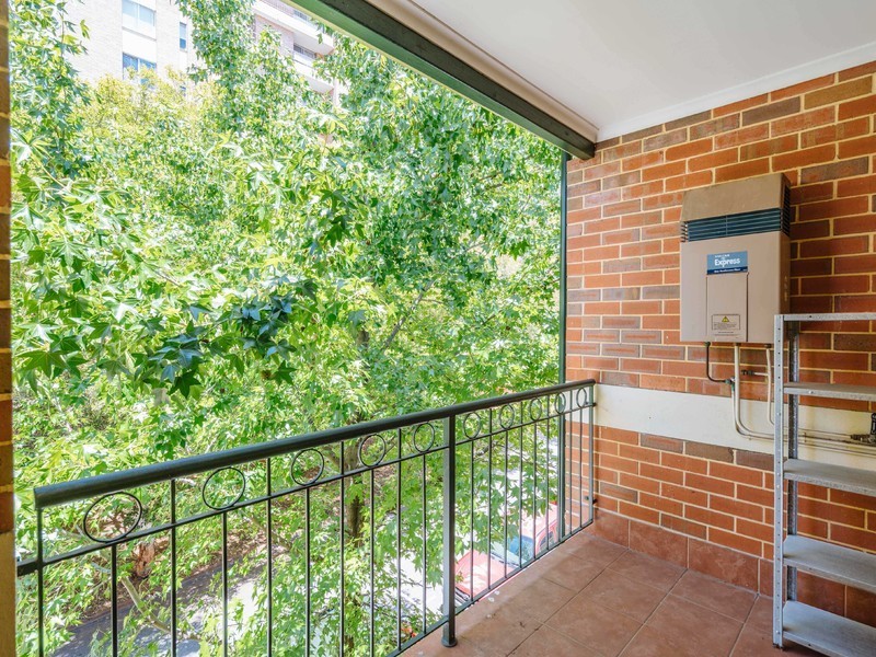 54/30 Bishops Row, East Perth WA 6004