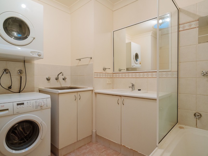 54/30 Bishops Row, East Perth WA 6004