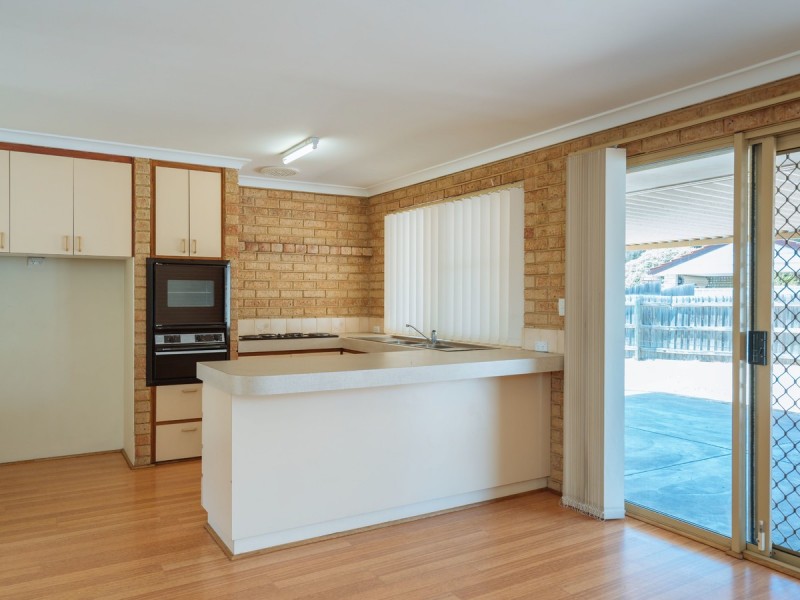 24 Maranon Crescent, Beechboro WA 6063