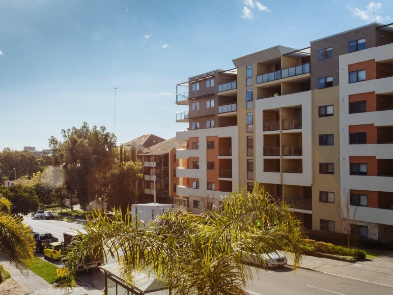 24/18 Wellington Street, East Perth WA 6004