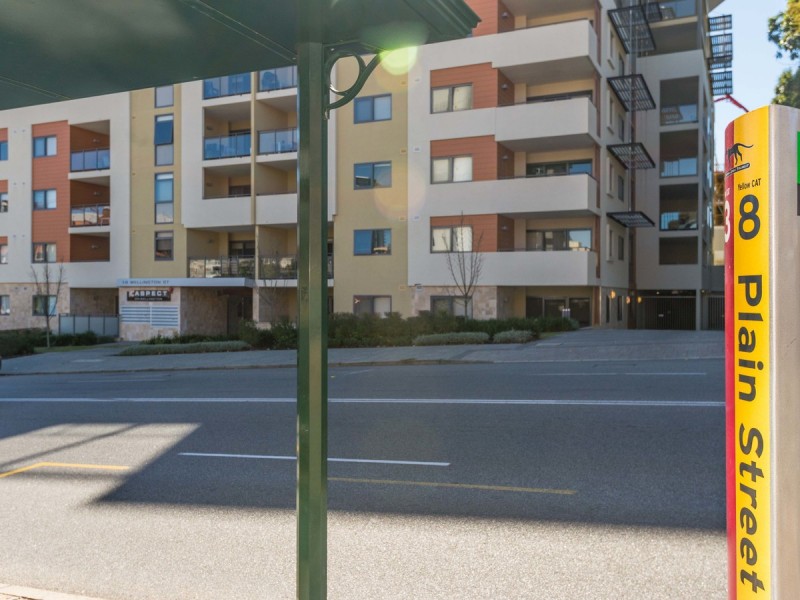 24/18 Wellington Street, East Perth WA 6004