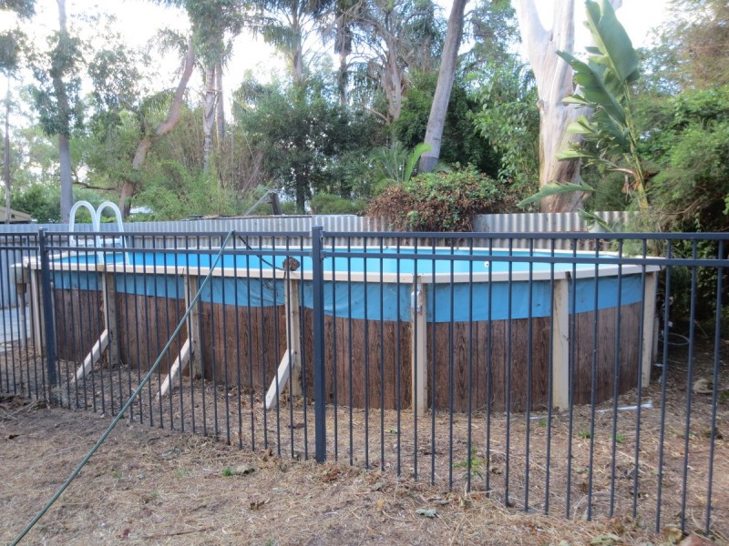 84 Grove Road, Lesmurdie WA 6076