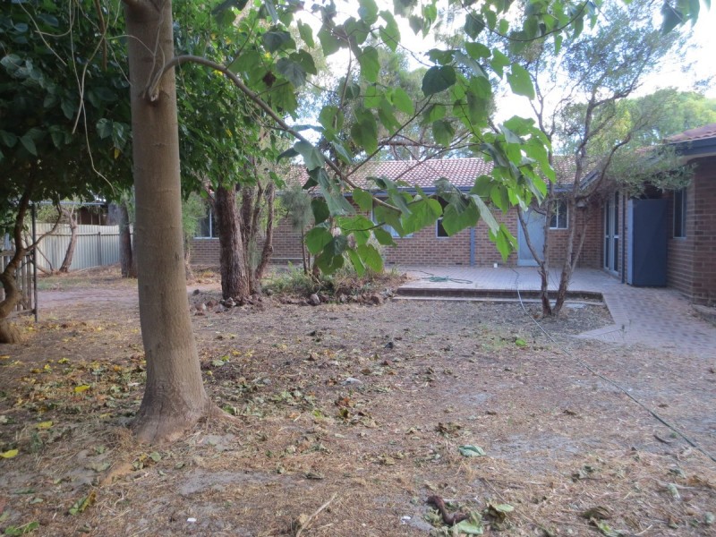 84 Grove Road, Lesmurdie WA 6076