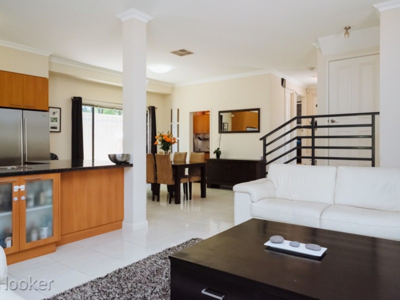 4/42 Gladstone Road, Rivervale WA 6103