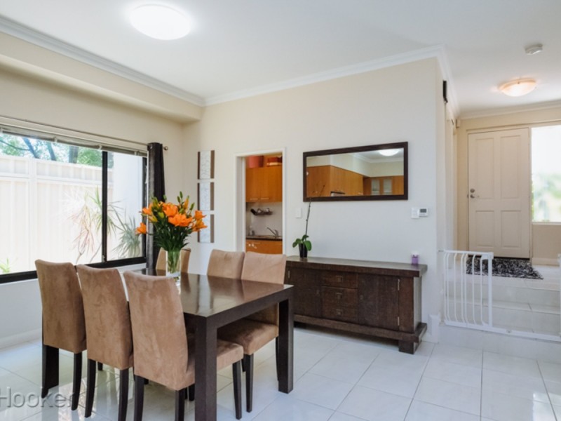 4/42 Gladstone Road, Rivervale WA 6103