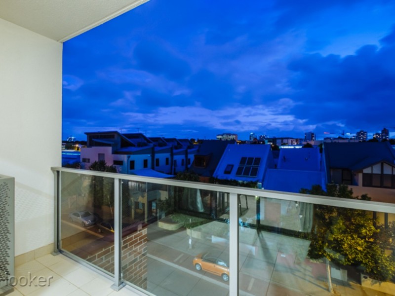 302/122 Brown Street, East Perth WA 6004
