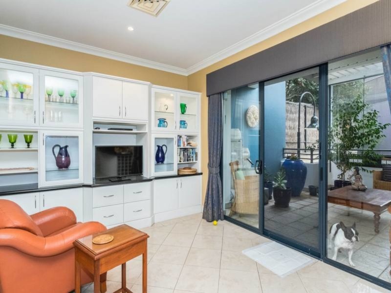 31A Trafalgar Road, East Perth WA 6004