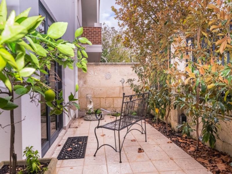 31A Trafalgar Road, East Perth WA 6004