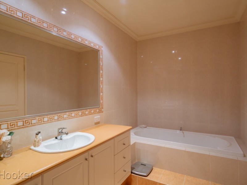 8 Vanguard Terrace, East Perth WA 6004