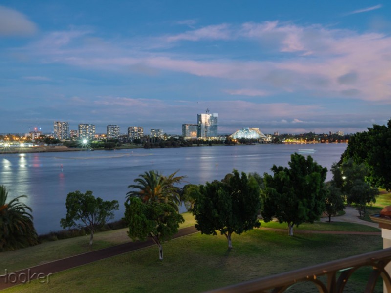 8 Vanguard Terrace, East Perth WA 6004