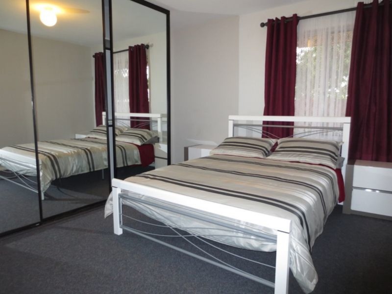 9/11 Herdsman Parade, Wembley WA 6014