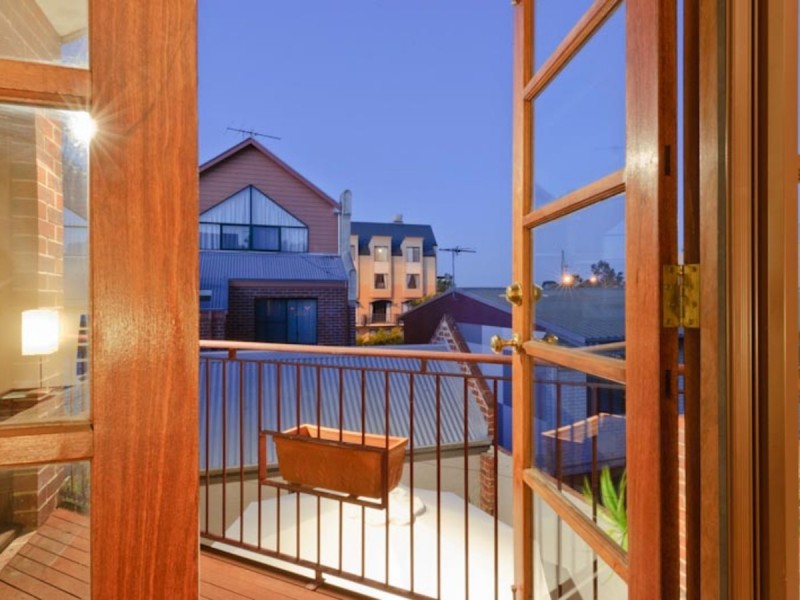 19D Wittenoom Street, East Perth WA 6004