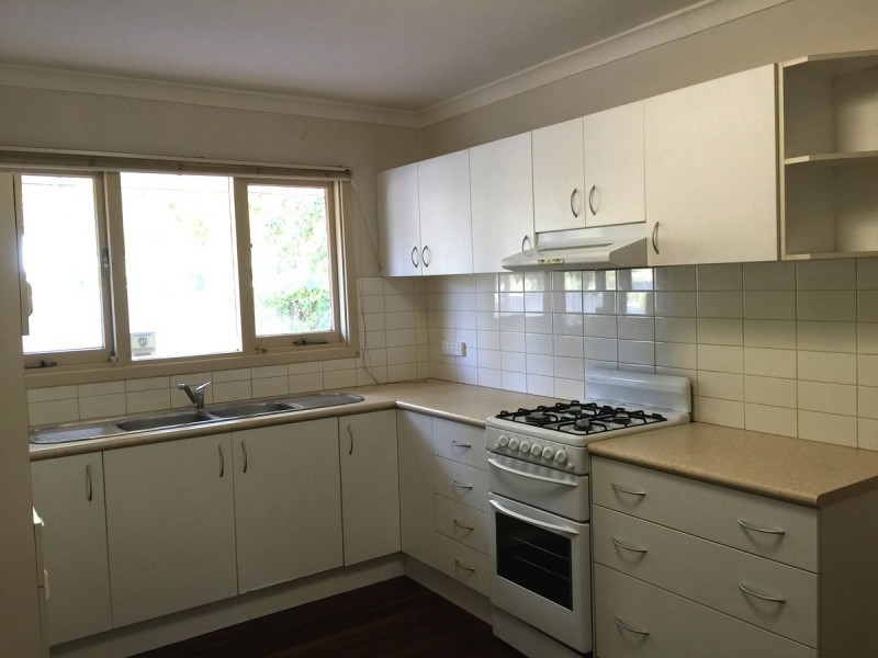 7 Hatfield Way, Girrawheen WA 6064