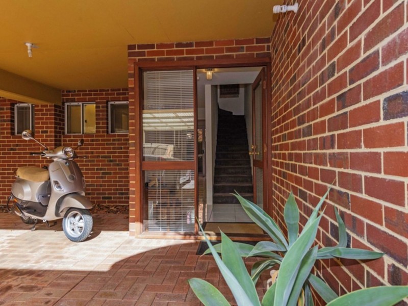 17/39 Bronte Street, East Perth WA 6004