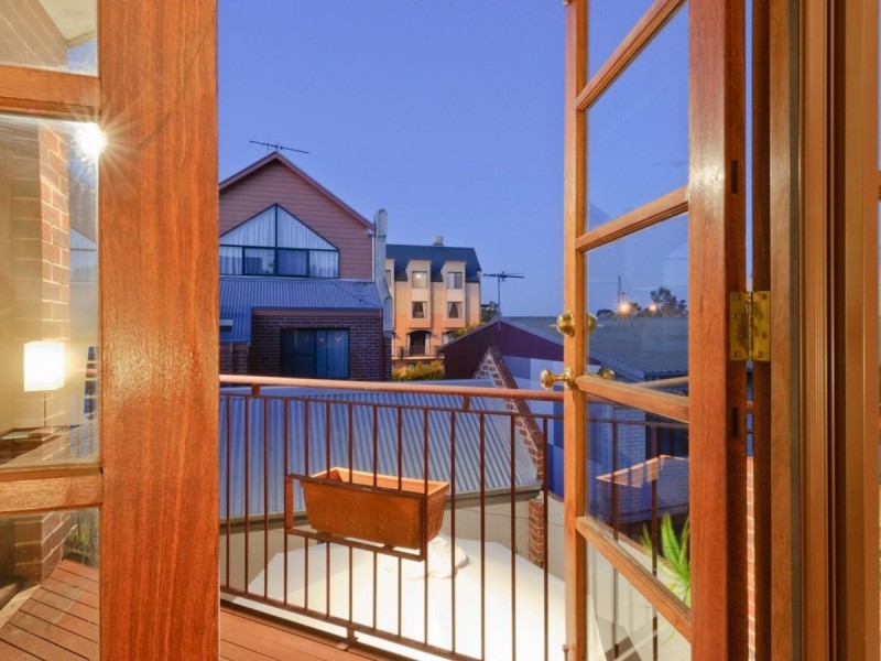 19D Wittenoom Street, East Perth WA 6004