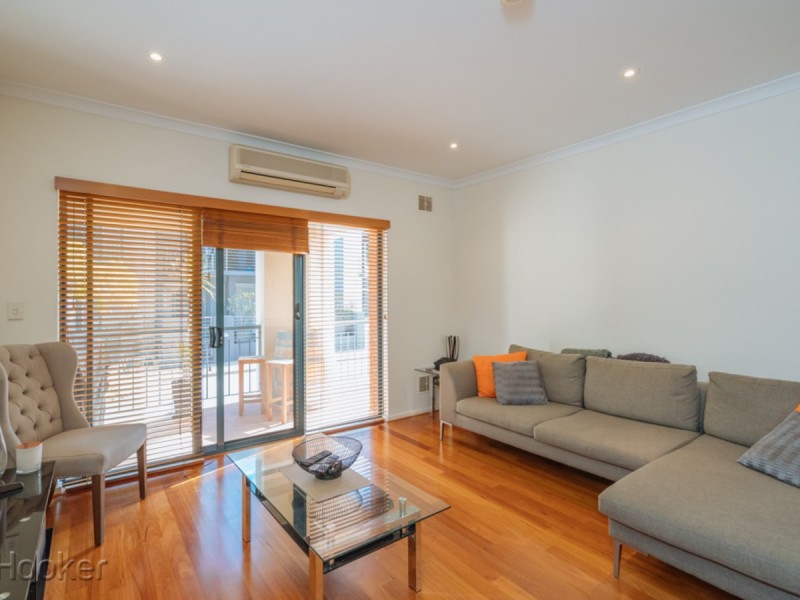 3/24 Saunders Street, East Perth WA 6004
