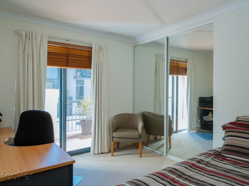 3/24 Saunders Street, East Perth WA 6004