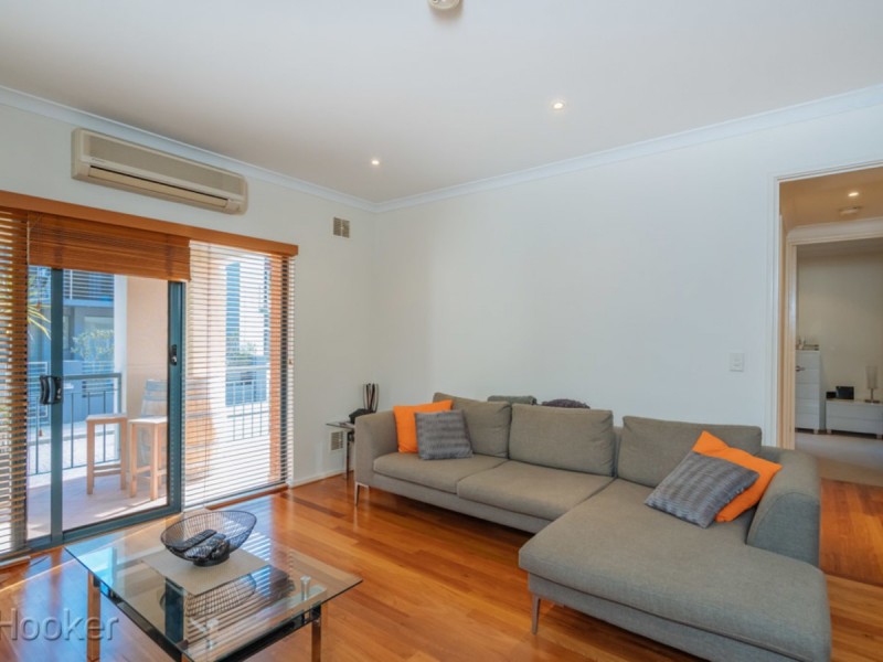 3/24 Saunders Street, East Perth WA 6004