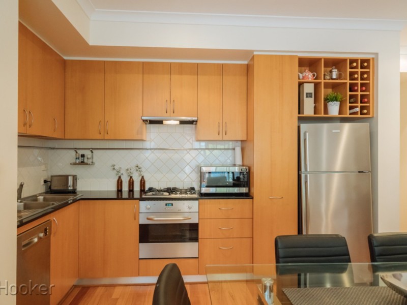 3/24 Saunders Street, East Perth WA 6004