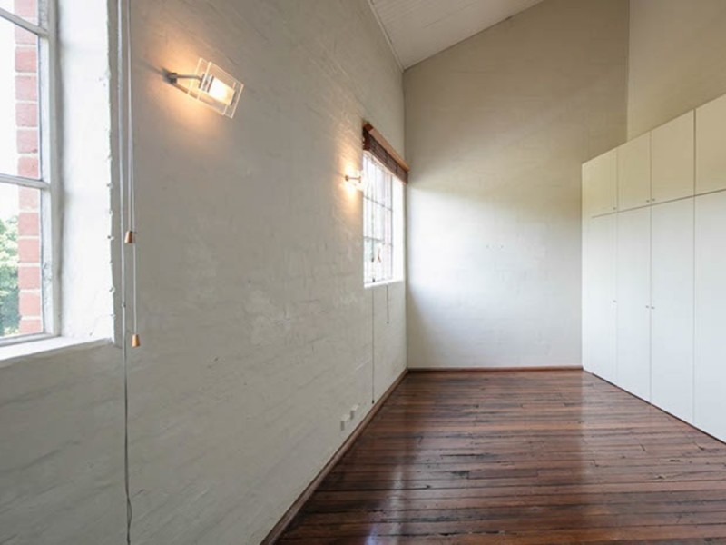 16 Saunders Street, East Perth WA 6004