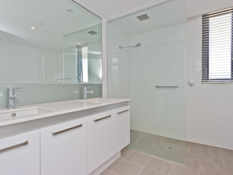 405/2 Oldfield Street, Burswood WA 6100