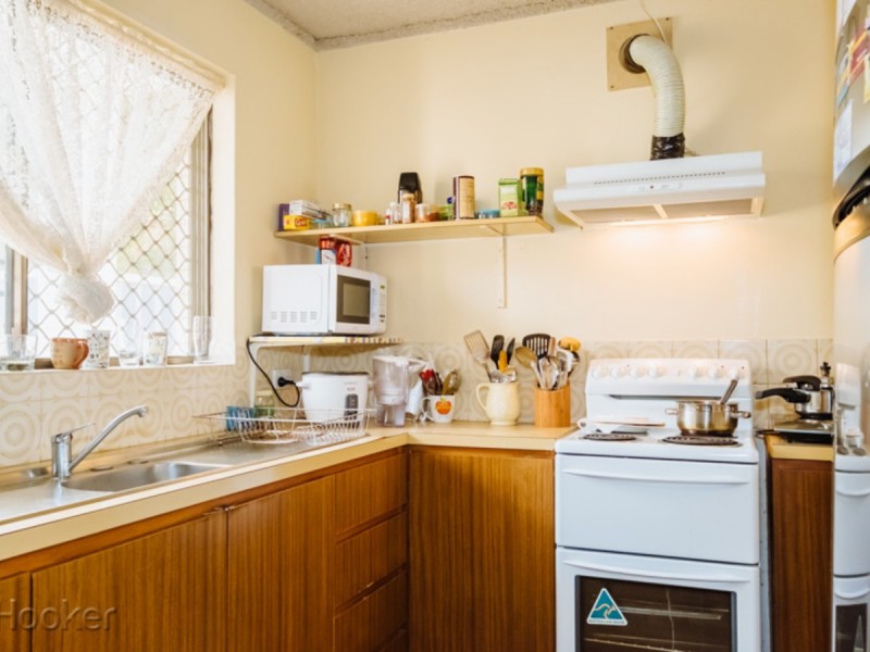 10/4 Ryrie Avenue, Como WA 6152