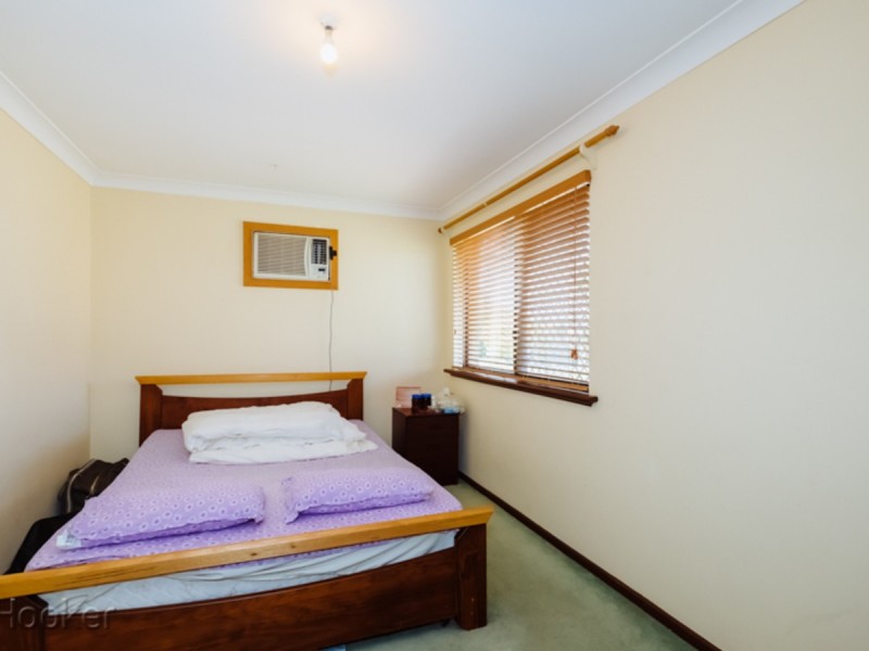 10/4 Ryrie Avenue, Como WA 6152