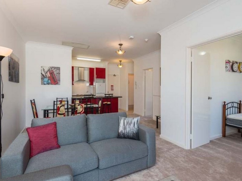 60/11 Regal Place, East Perth WA 6004